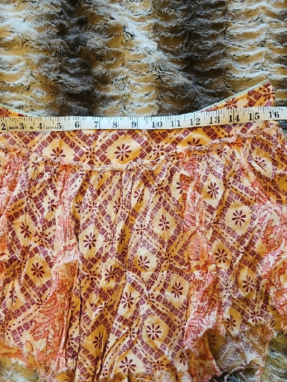 Free People Peach and Mauve Printed Ruffled Shorts - Picture 2 of 6